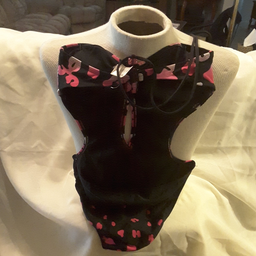Bathing Suit - Picture 2 of 2